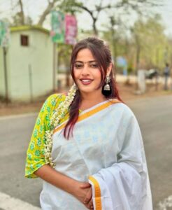 Nishu Tiwari Biography 